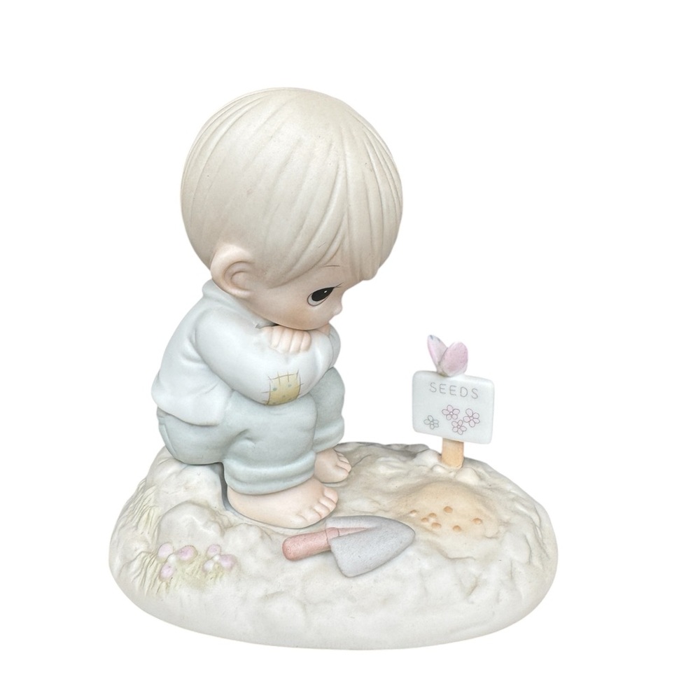 Precious Moments 1987 Collectors Club Member only Figurine 'In His Time' w Box